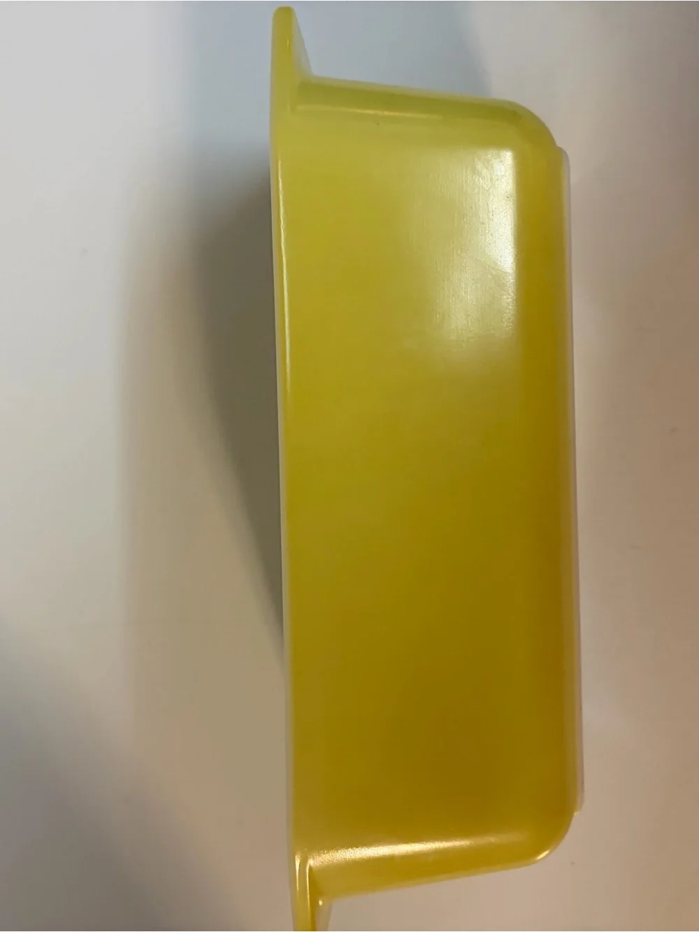 Vintage Pyrex 913 Yellow Loaf Pan 1.5 Qt Milk Glass Baking Dish USA 1970’s
